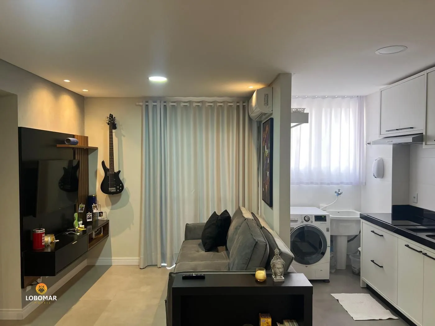 Apartamento mobiliado, à apenas 350m do mar, no Itacolomi, em Balneário Piçarras - foto 1