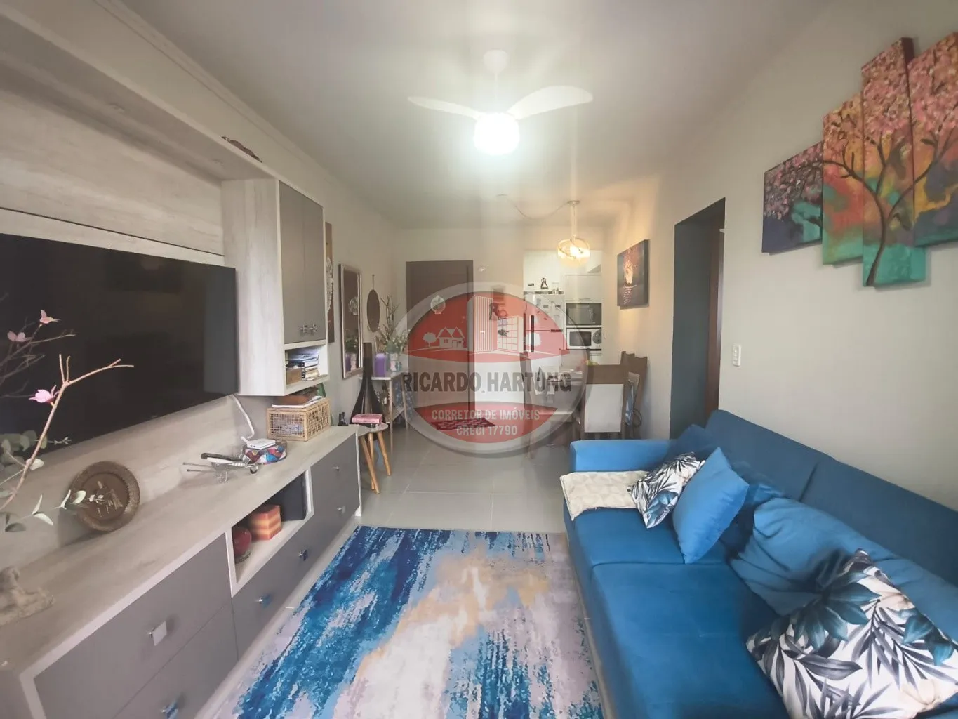 Apartamento mobiliado, excelente localização no bairro Água Verde - foto 1
