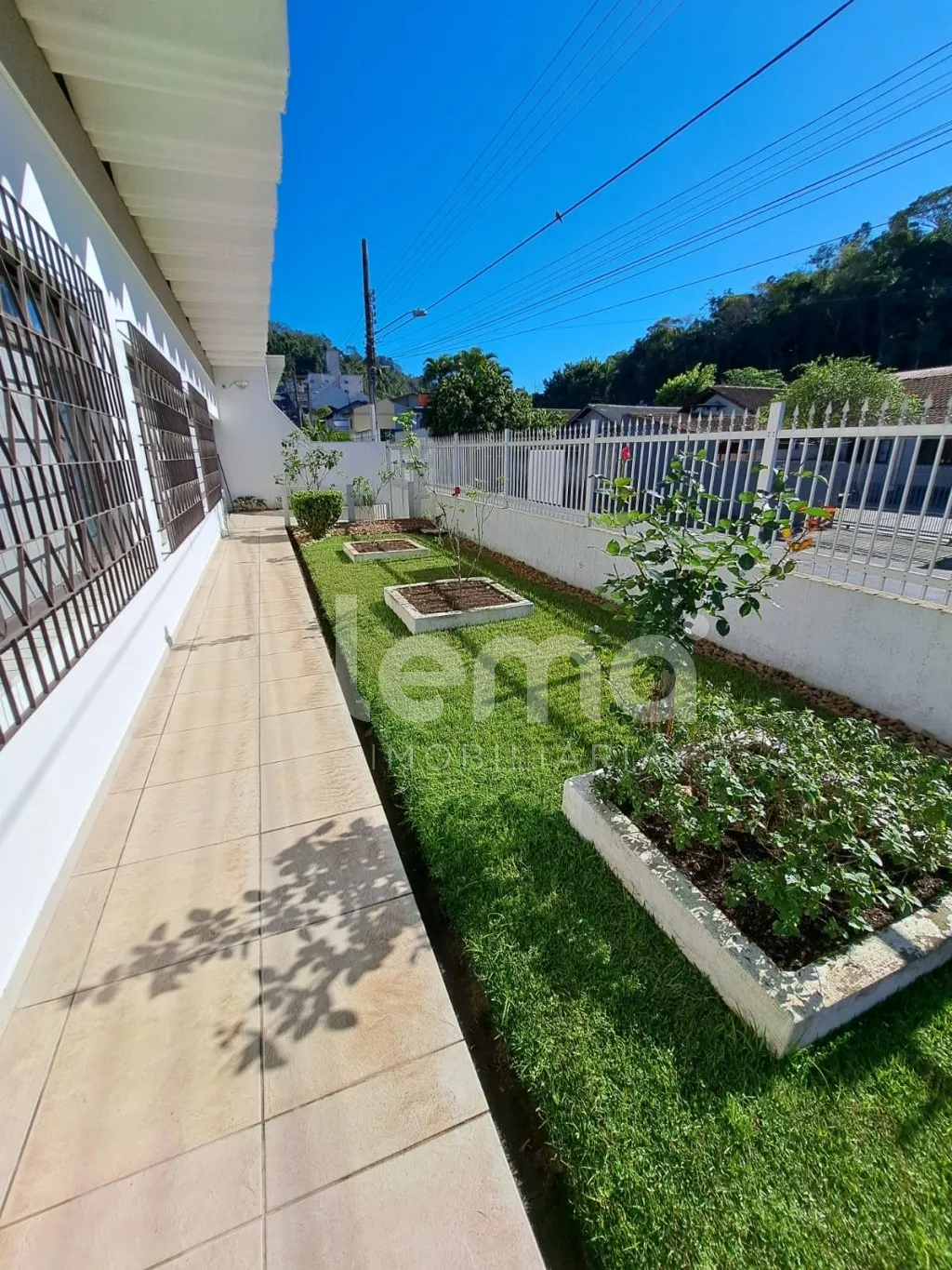 Casa com 3 dormitórios, sendo 1 suíte - Bairro Água Verde - Blumenau/SC — foto 3