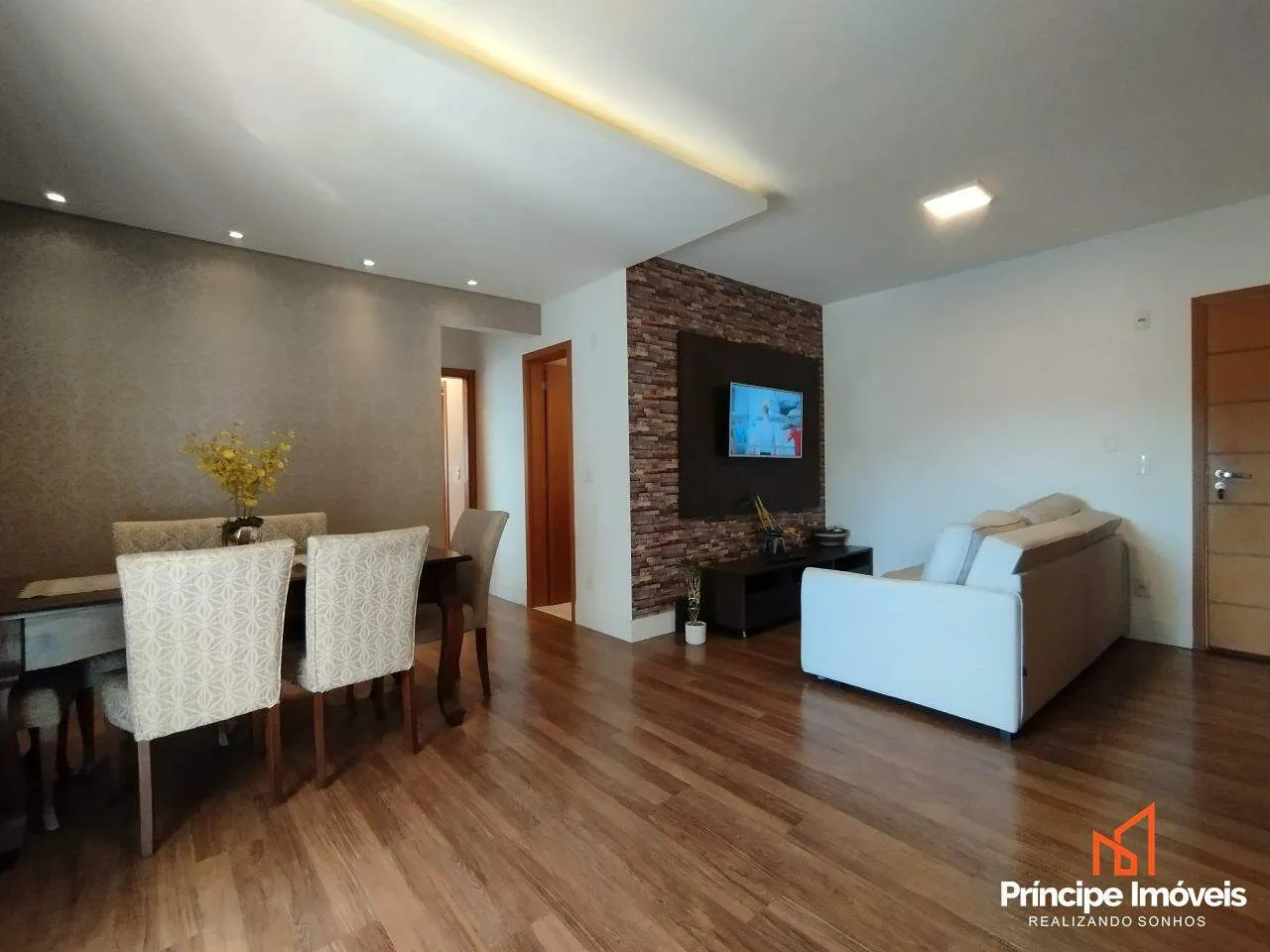 Apartamento com 2 quartos no Saguaçu em Joinville - foto 1
