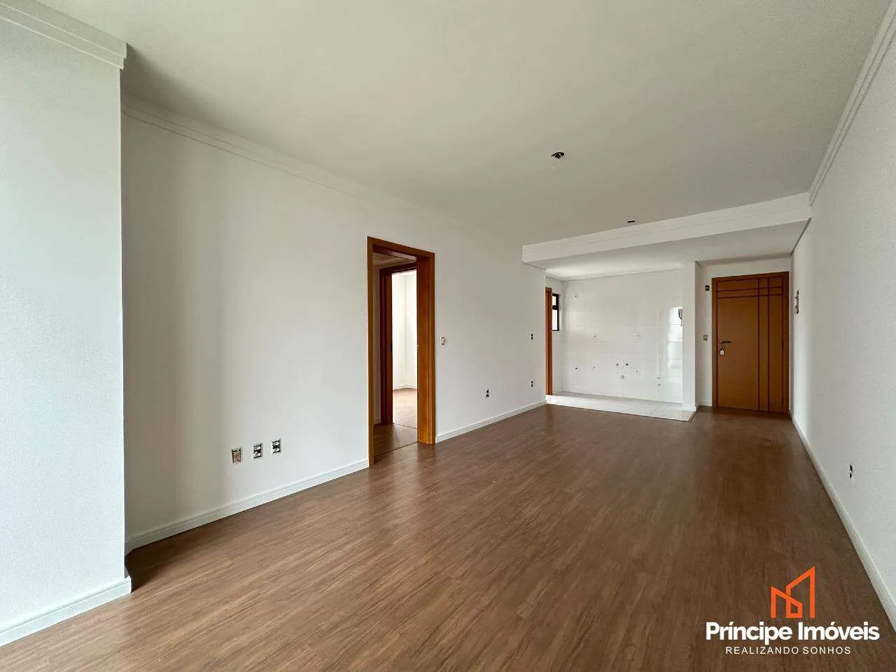 Apartamento com 03 dormitórios no Anita Garibaldi — foto 2