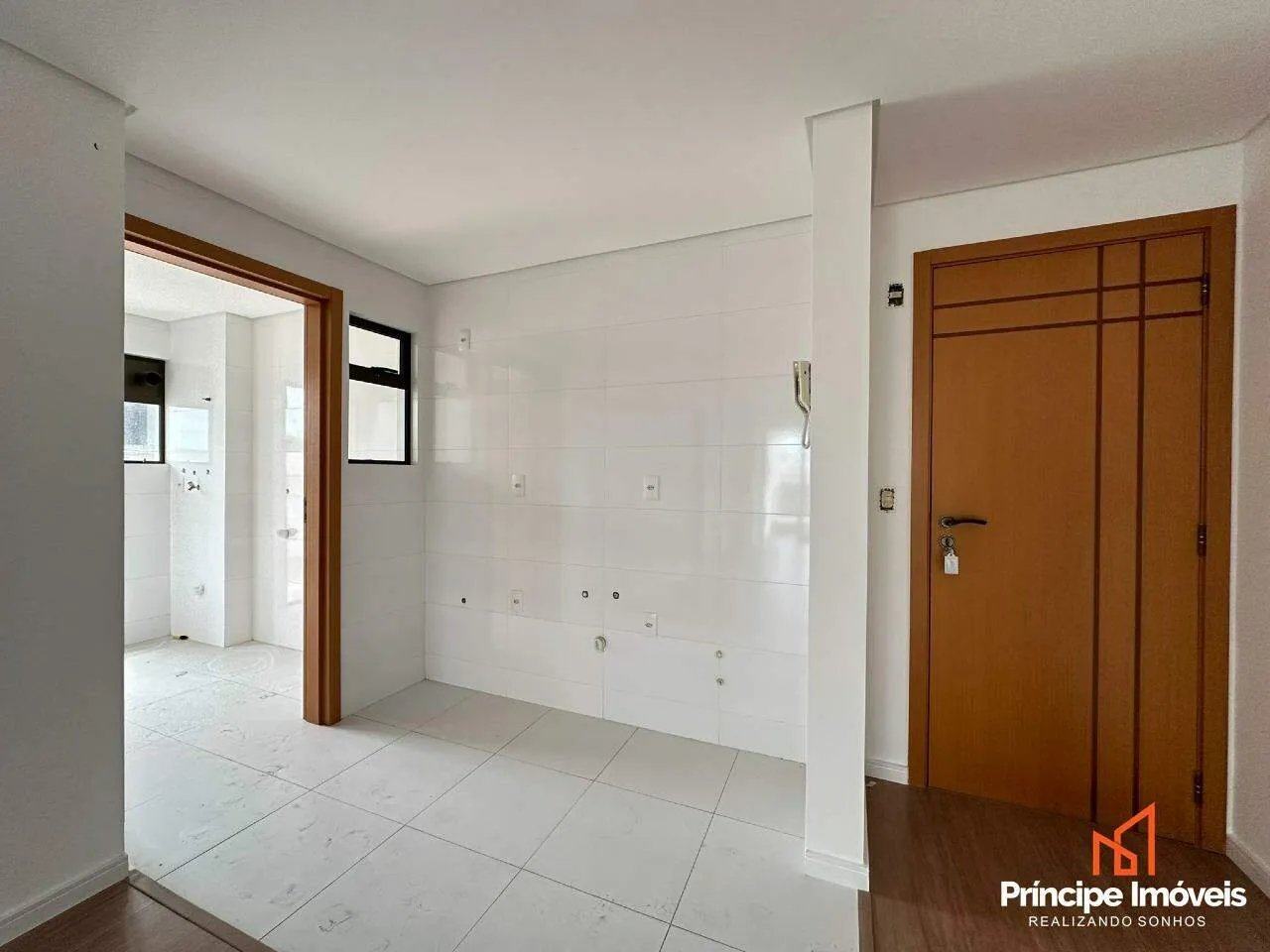 Apartamento com 03 dormitórios no Anita Garibaldi — foto 4