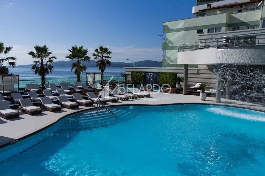 APARTAMENTO FRENTE MAR - 4 SUITES - 3 VAGAS DE GARAGEM - MEIA PRAIA/ ITAPEMA - foto 1