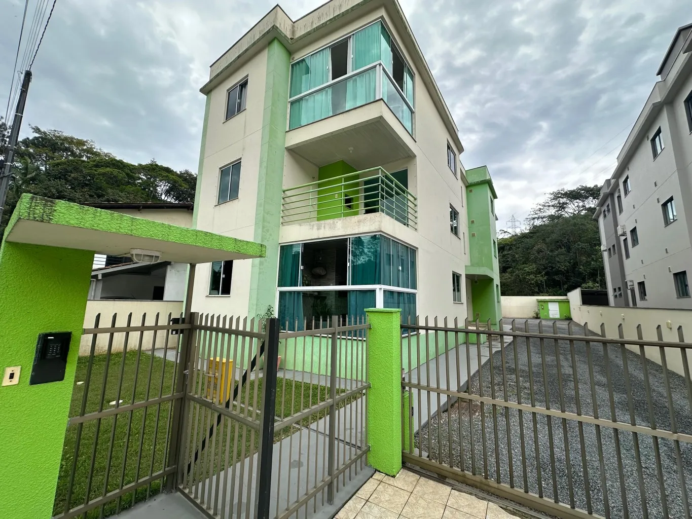 Apartamento - 2 quartos - 1 vaga - foto 1