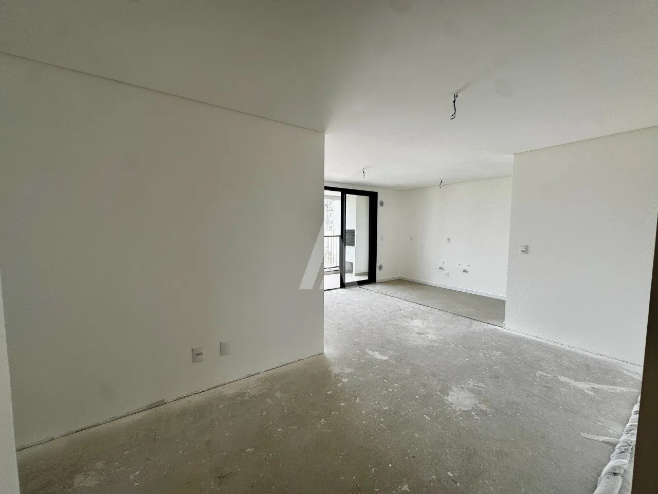 Apartamento com 1 suíte e 2 quartos à venda no bairro Anita Garibaldi em Joinville-SC por R$765.000,00. — foto 4