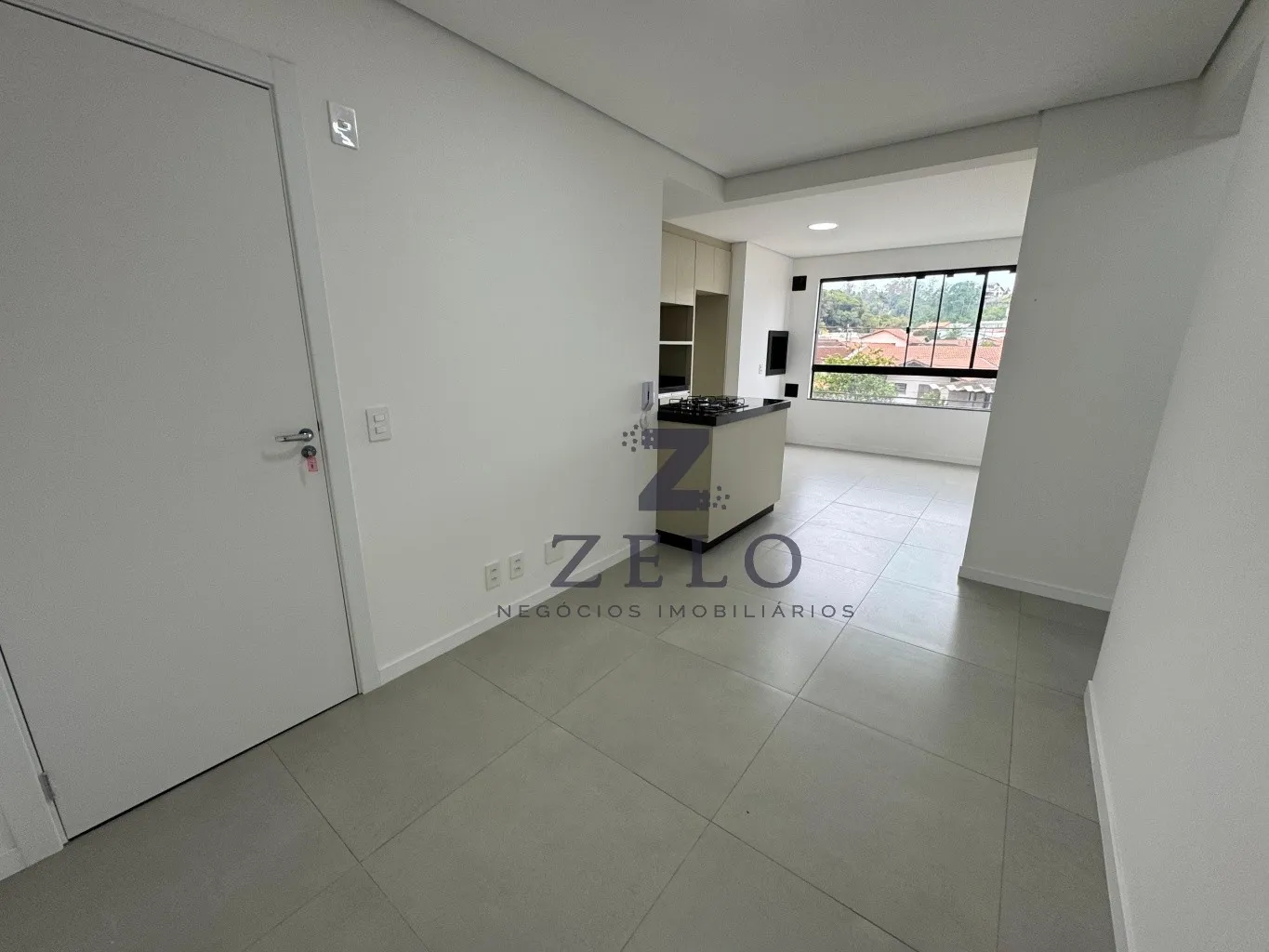 APARTAMENTO SEMIMOBILIADO 02 DORMITÓRIOS (SENDO 01 SUÍTE) - TRANSVERSAL DA RUA AMAZONAS — foto 6