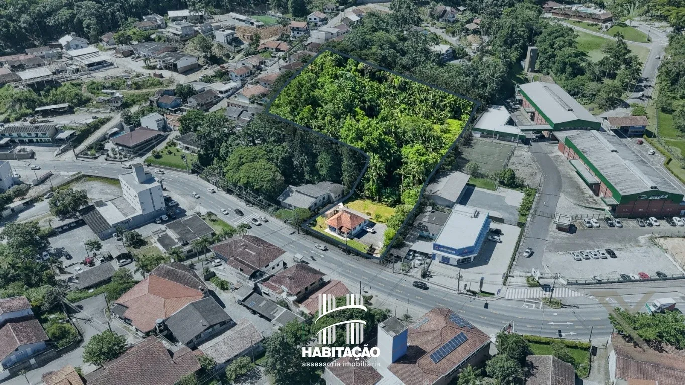 Terreno em corredor de serviço — foto 2