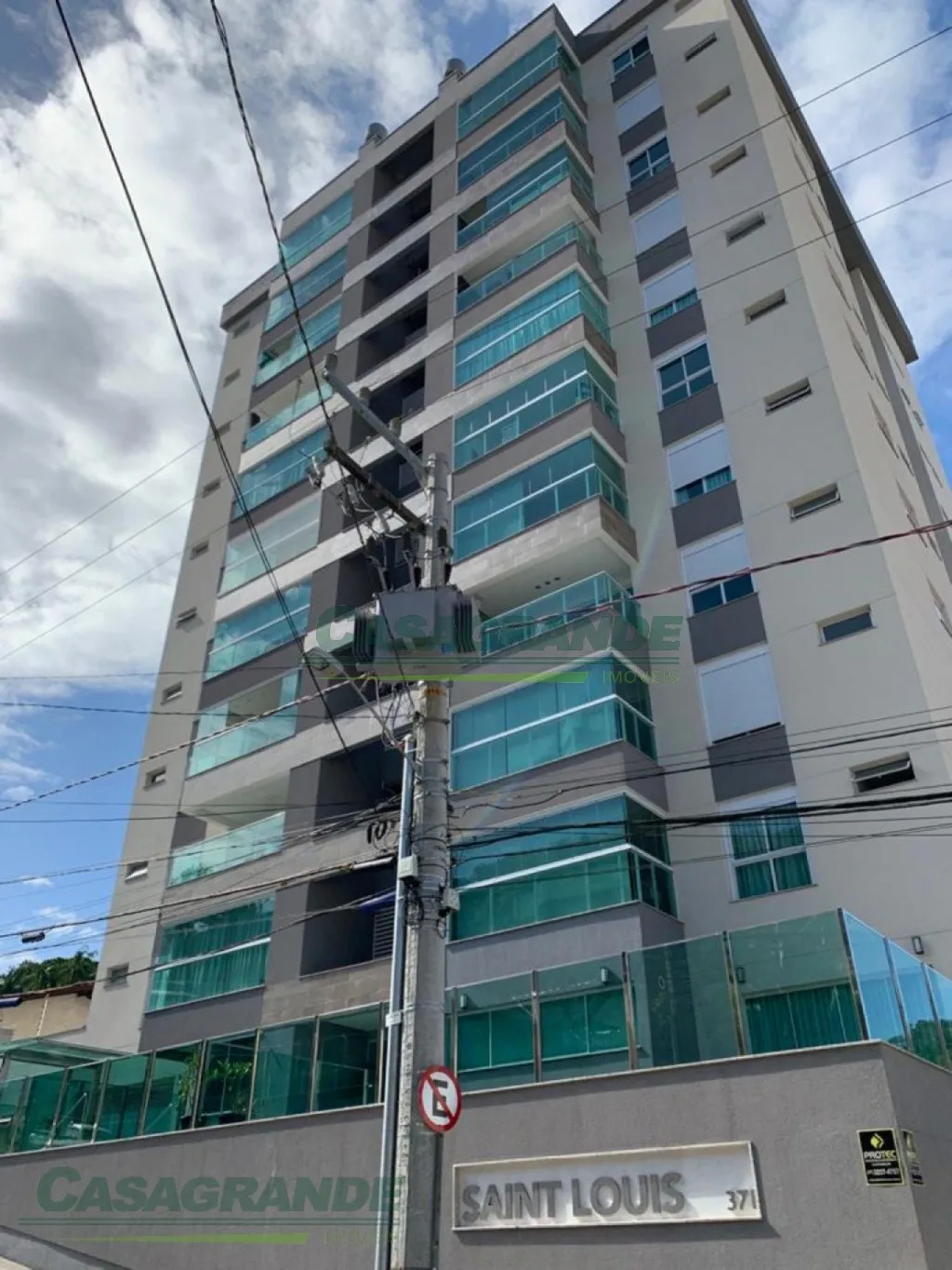 Apartamento no bairro Vila Nova próximo ao hospital do Pulmão, 3 suítes ( 2 demi), lavabo, sacada com churrasqueira integrada, sala de estar e jantar, cozinha, área de serviço separada. - foto 1