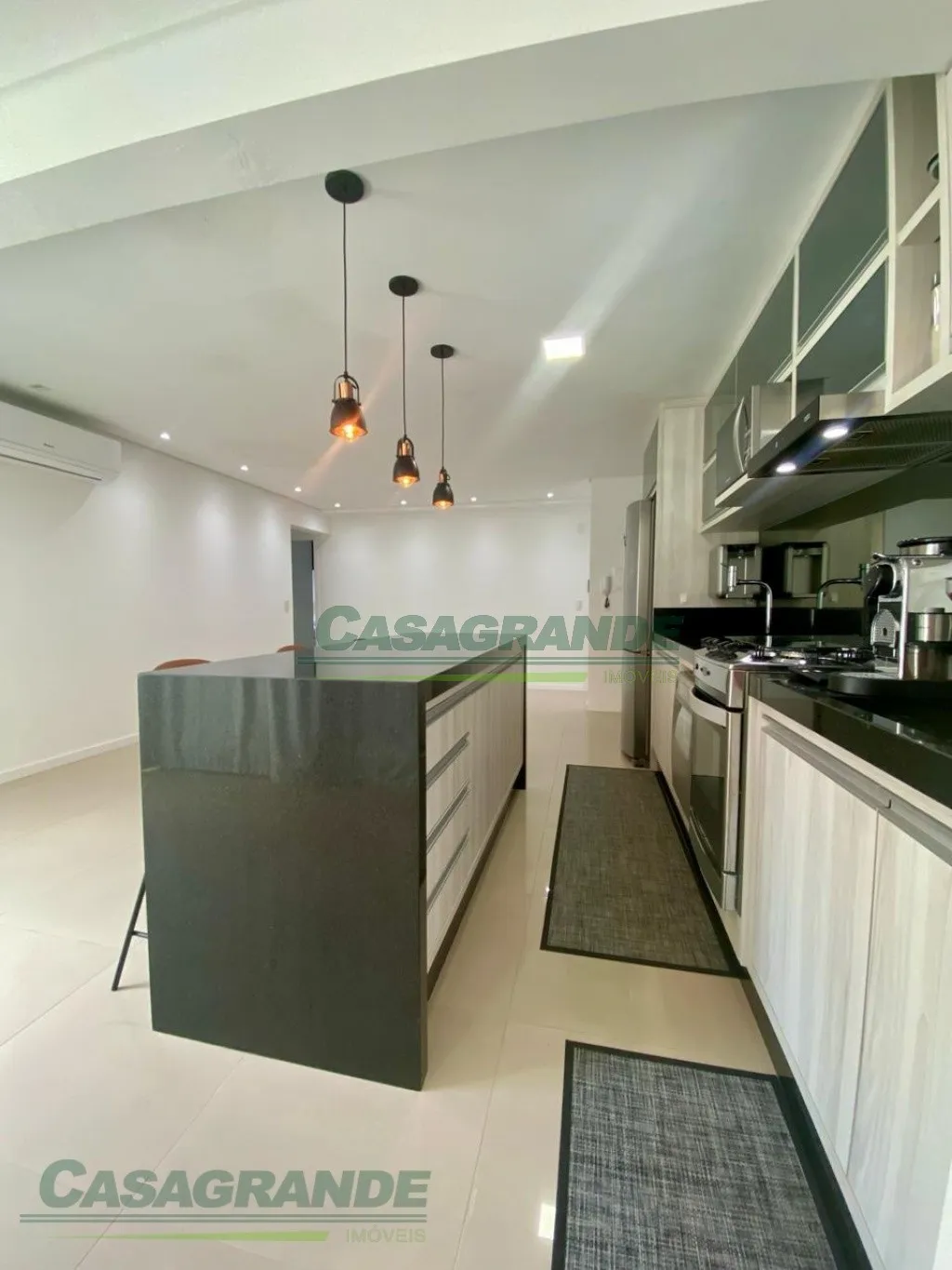 Apartamento no bairro Vila Nova próximo ao hospital do Pulmão, 3 suítes ( 2 demi), lavabo, sacada com churrasqueira integrada, sala de estar e jantar, cozinha, área de serviço separada. — foto 6