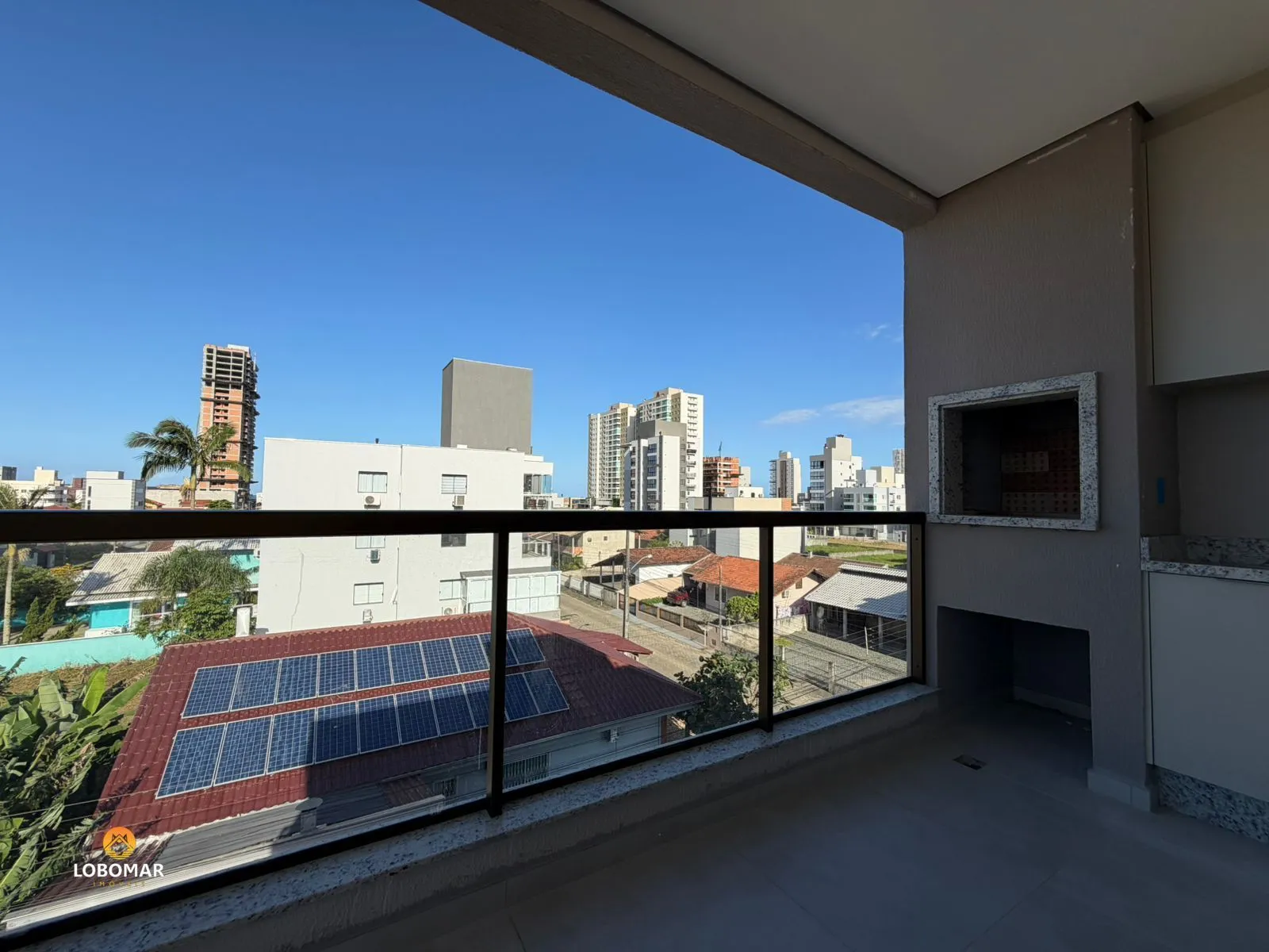 Apartamento com 2 dormitórios e 2 vagas à apenas 350m do Mar em Bal. Piçarras - — foto 3