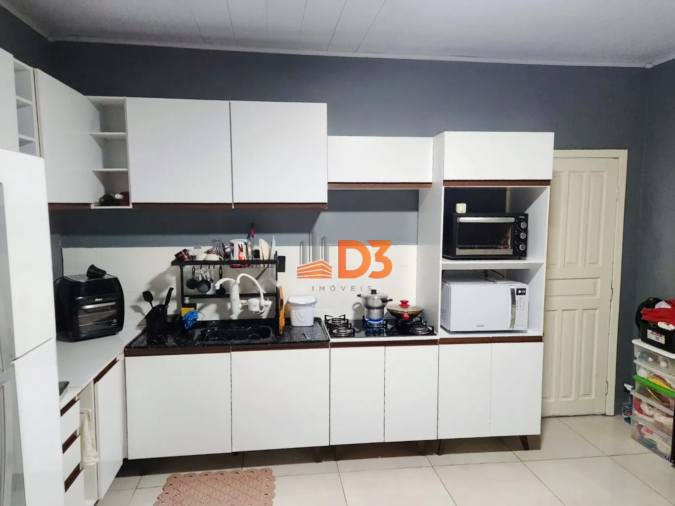 Casa térrea com pátio no início do Garcia — foto 2