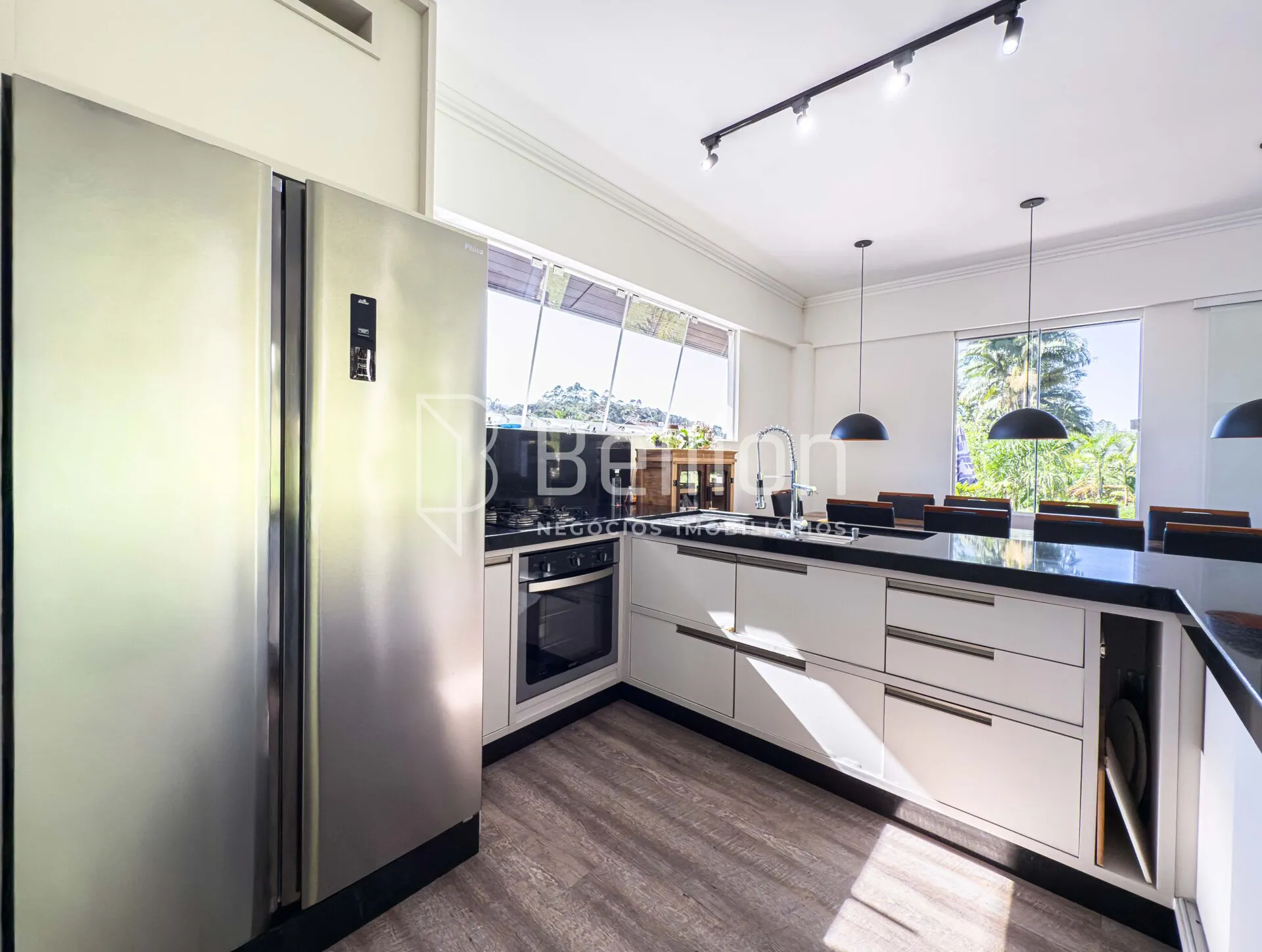 Casa com 2 lagoas, água corrente e piscina, um verdadeiro paraíso! — foto 7