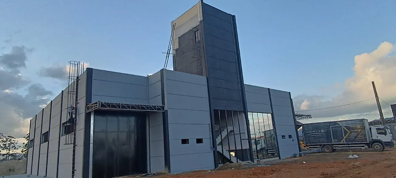 ALUGO GALPÃO NOVO - foto 1