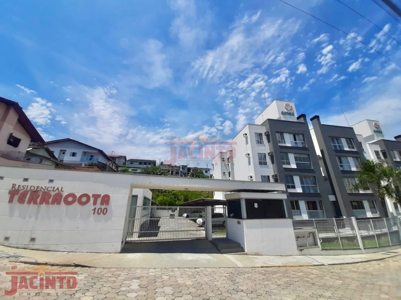 Apartamento semimobiliado com 3 dormitórios, no bairro Fortaleza/Blumenau/SC. - foto 1