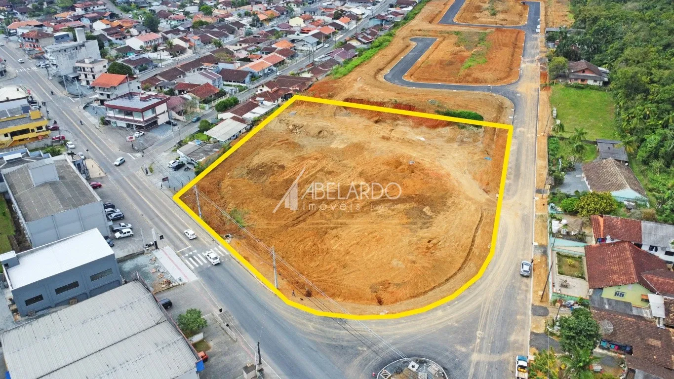 TERRENO COMERCIAL ZR4, TOPOGRAFIA PLANA ÁREA DE 6.827M2 - BAIRRO PASSO MANSO — foto 3