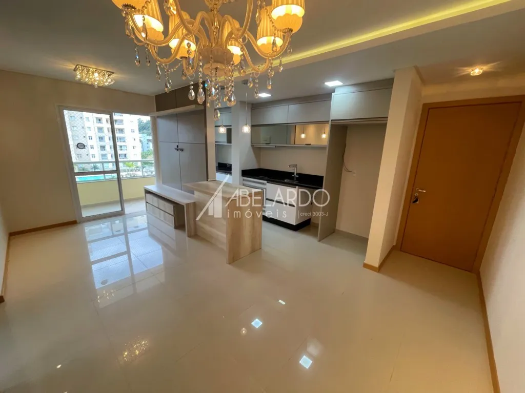 APARTAMENTO SEMIMOBILIADO COM DOIS DORMITÓRIOS, UMA VAGA DE GARAGEM, SACADA COM CHURRASQUERIA, EM CONDOMÍNIO ESTILO HOME CLUBE - BAIRRO FORTALEZA — foto 2
