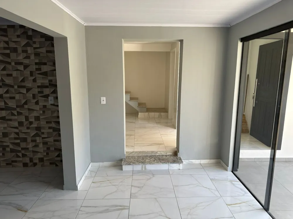 AMPLA RESIDÊNCIA 6 DORMITÓRIOS - TROCA POR IMÓVEL LITORAL — foto 4