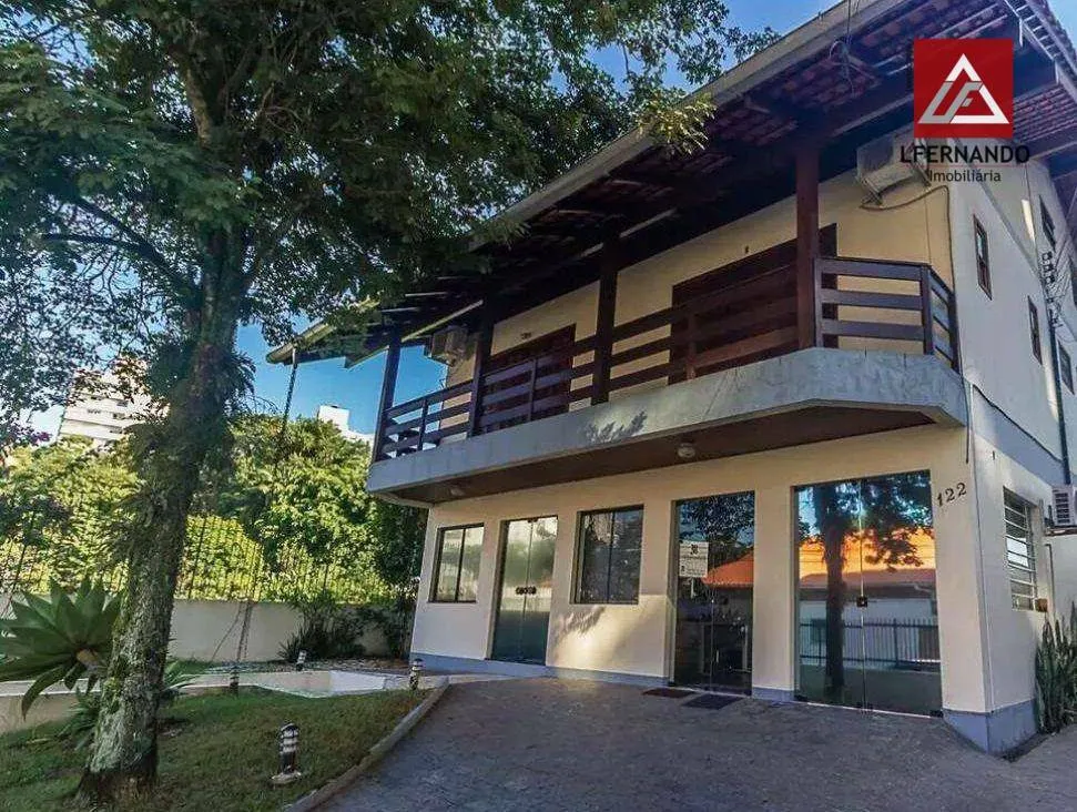 Casa com 3 dormitórios, sendo 1 suíte à venda, 203 m por R$ 1.100.000 - Garcia - Blumenau/SC - foto 1