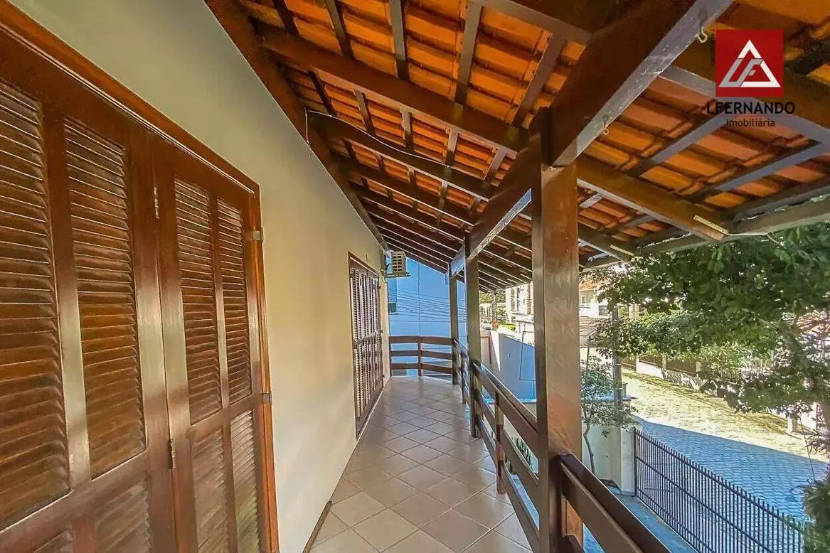 Casa com 3 dormitórios, sendo 1 suíte à venda, 203 m por R$ 1.100.000 - Garcia - Blumenau/SC — foto 4