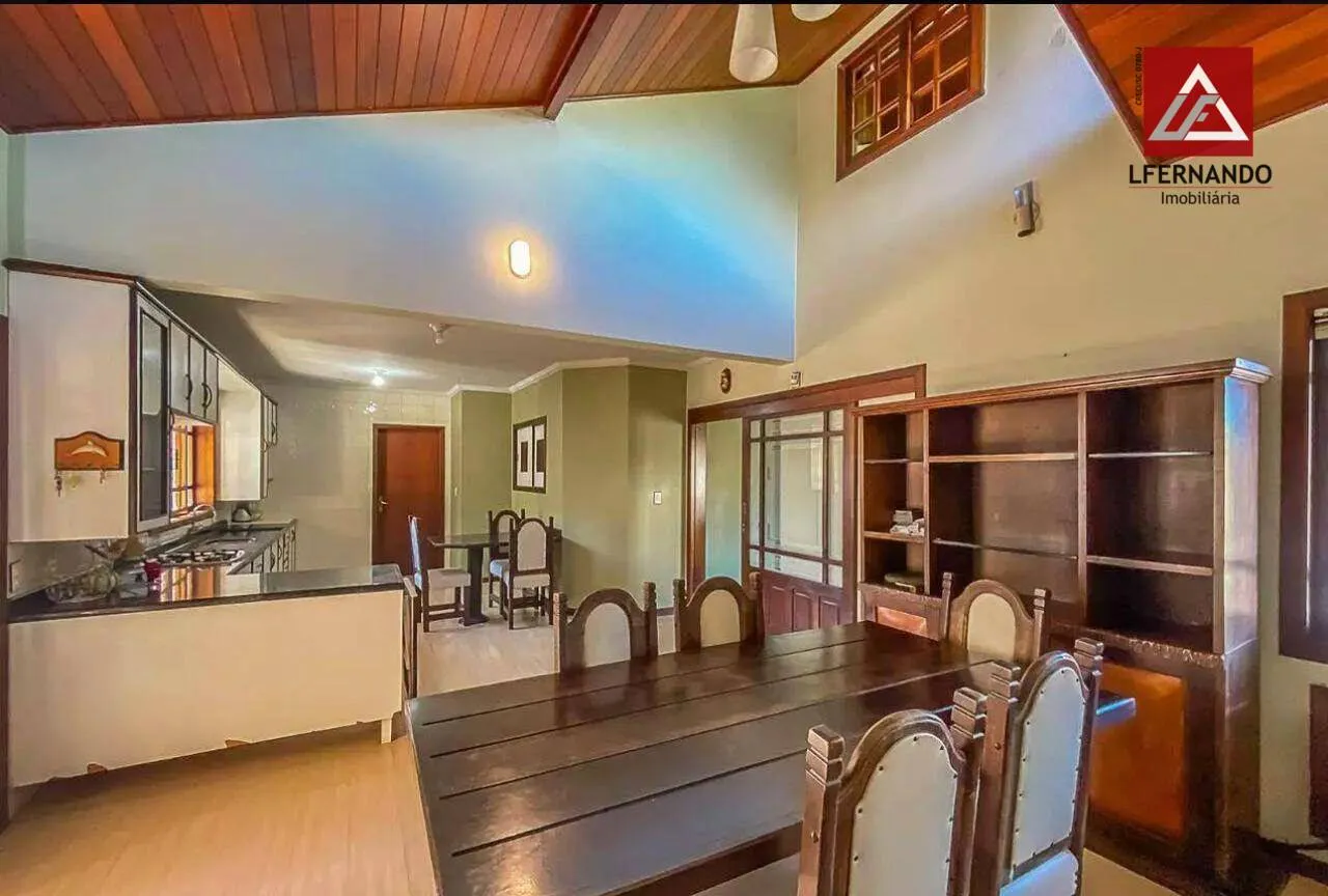 Casa com 3 dormitórios, sendo 1 suíte à venda, 203 m por R$ 1.100.000 - Garcia - Blumenau/SC — foto 6
