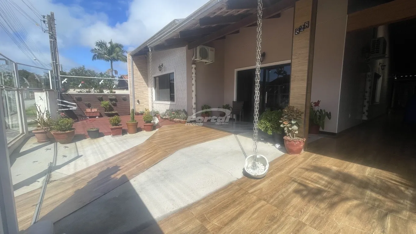 Casa mobiliada para venda na cidade de Penha — foto 4