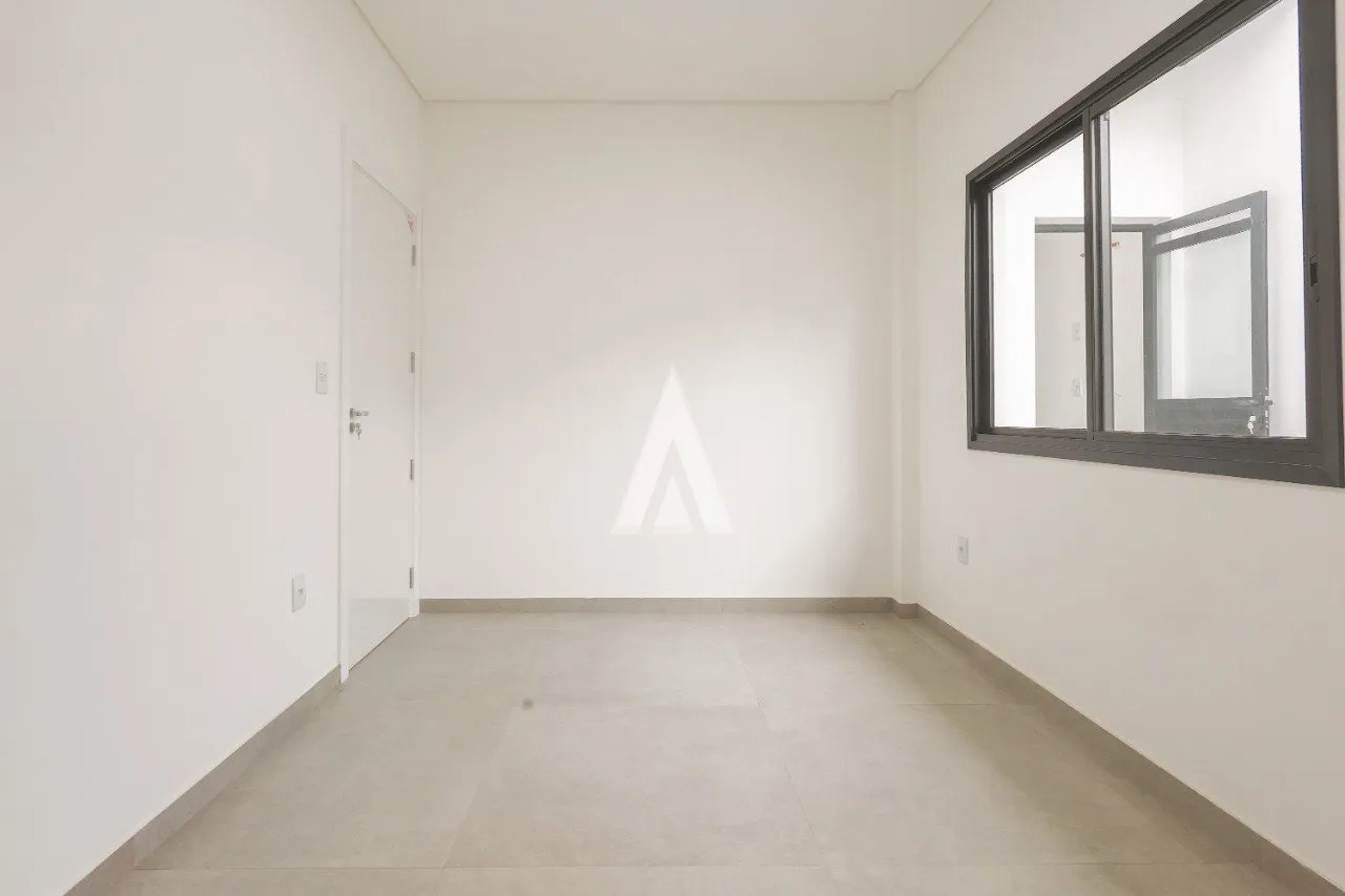 Casa com 3 suítes à venda no bairro América em Joinville-SC de R$1.649.000,00 por R$1.566.000.00 — foto 7