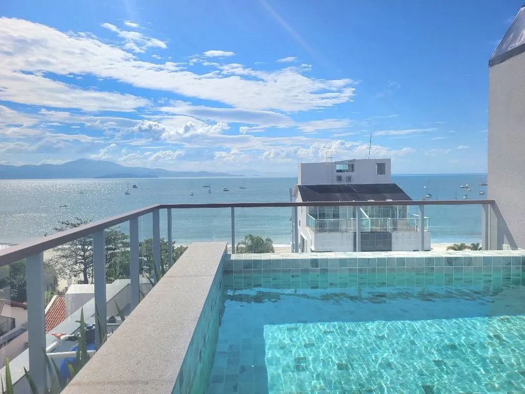Apartamento em Florianópolis - foto 1