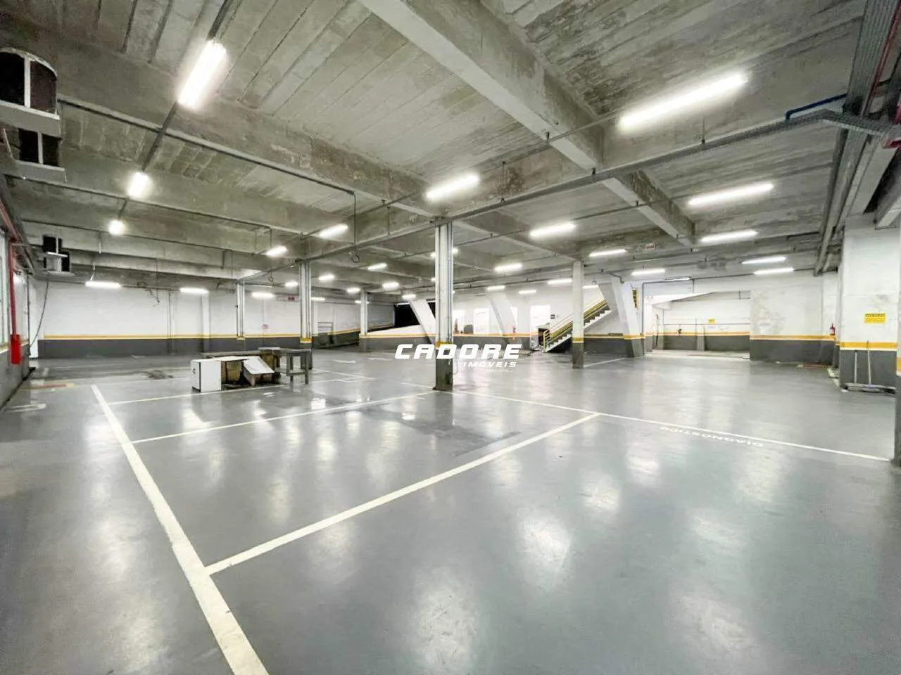 Loja Comercial Térrea com 1.750m no bairro Victor Konder I Cadore Imóveis — foto 3