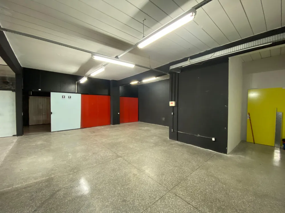 LOCAÇÃO SALA COMERCIAL 100m2 — foto 3