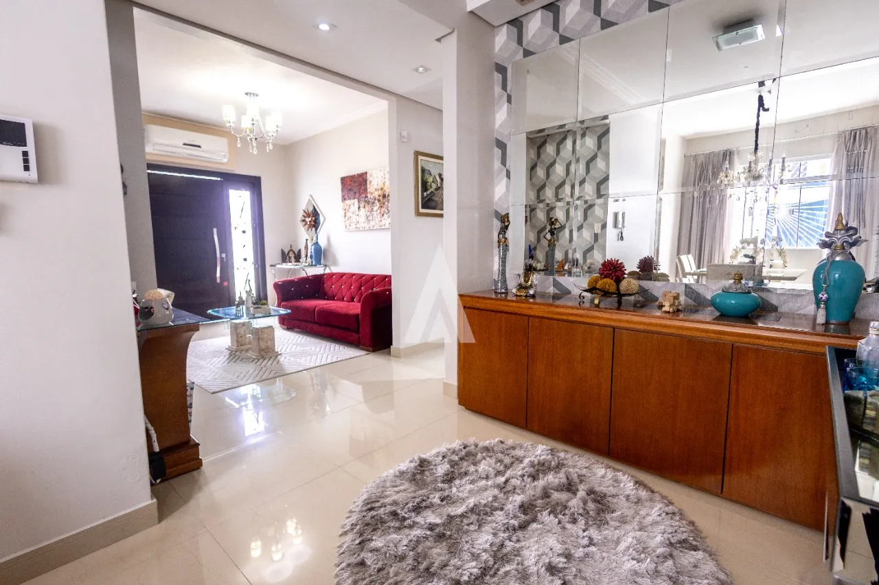 Casa com 1 suíte e 3 quartos à venda no bairro Saguaçu em Joinville-SC por R$1.350.000,00. — foto 3