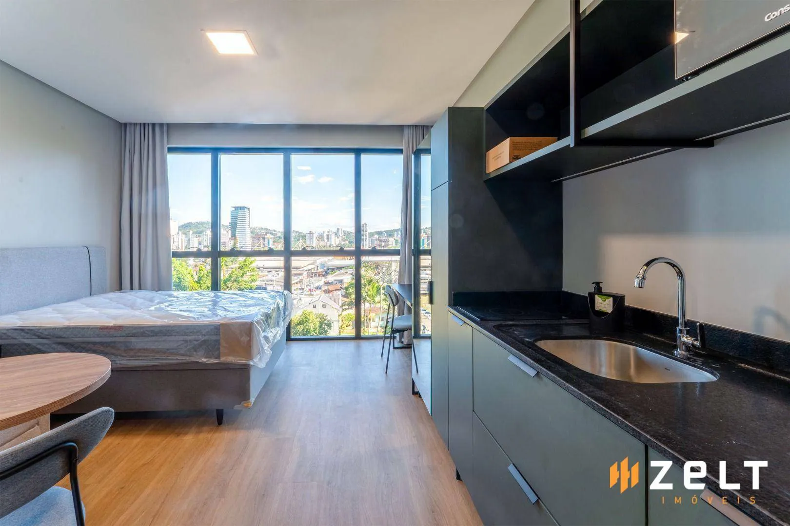 Apartamento com 1 dormitório à venda, 23 m por R$ 426.000,00 - Velha - Blumenau/SC - foto 1