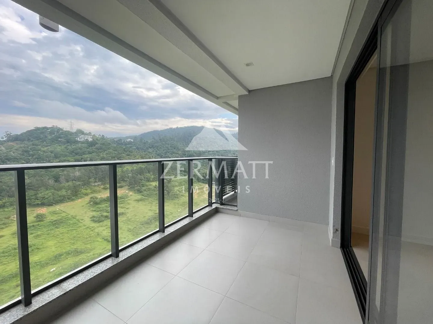 Apartamento à venda com 2 quartos e 1 suíte, 1 vaga, 76m² no Santa Clara, Itajaí — foto 3