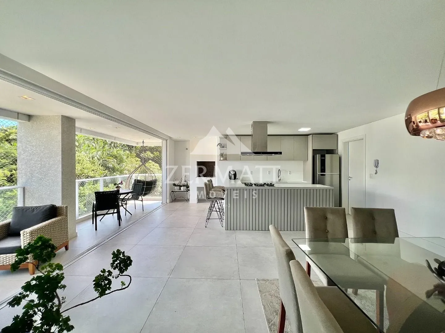 Apartamento à venda com 3 quartos e 3 suítes, 2 vagas, 193m² no Bom Retiro, Blumenau - foto 1