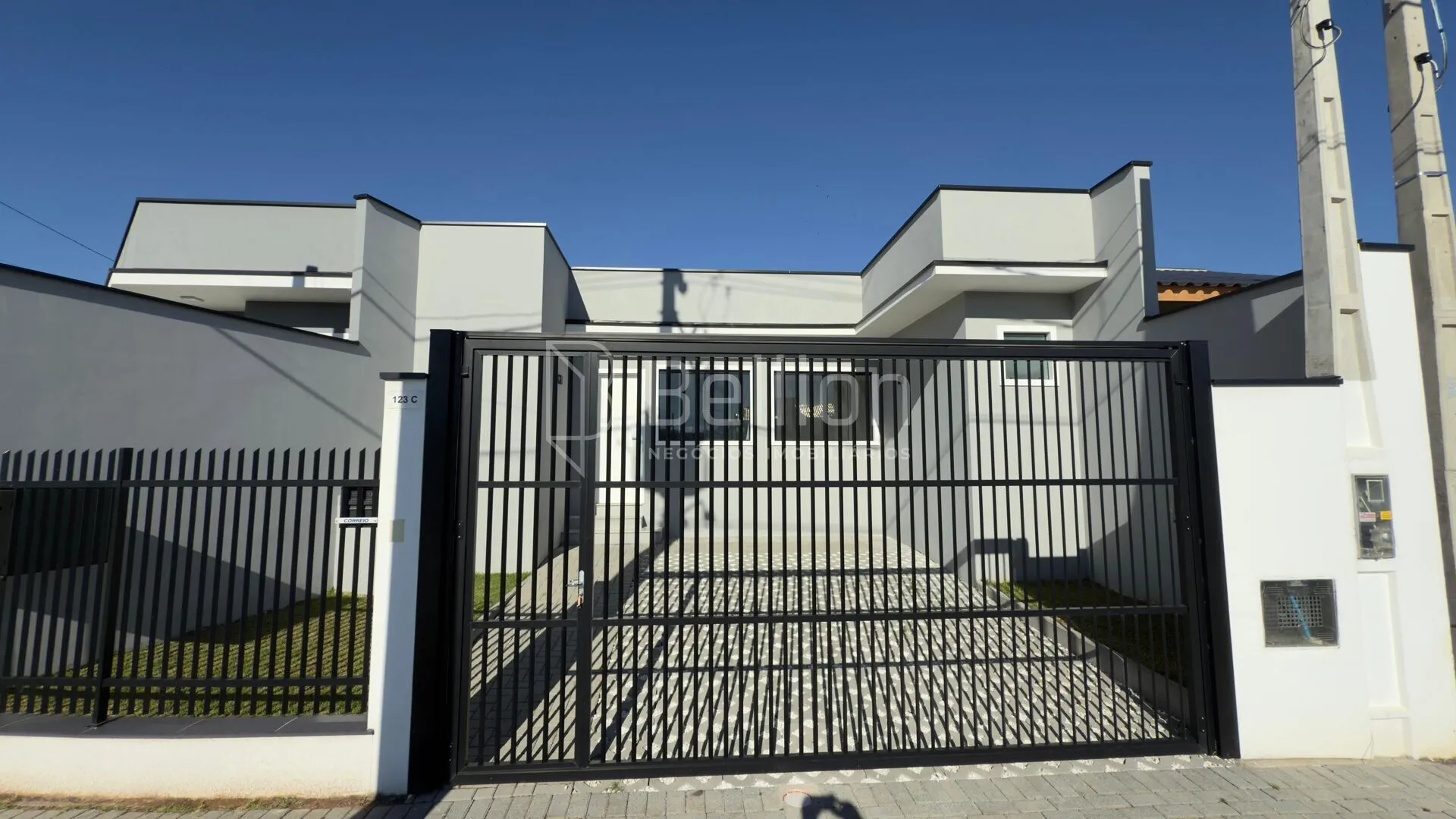 Casa com 1 Suíte no Bairro Padre Martinho Stein - foto 1