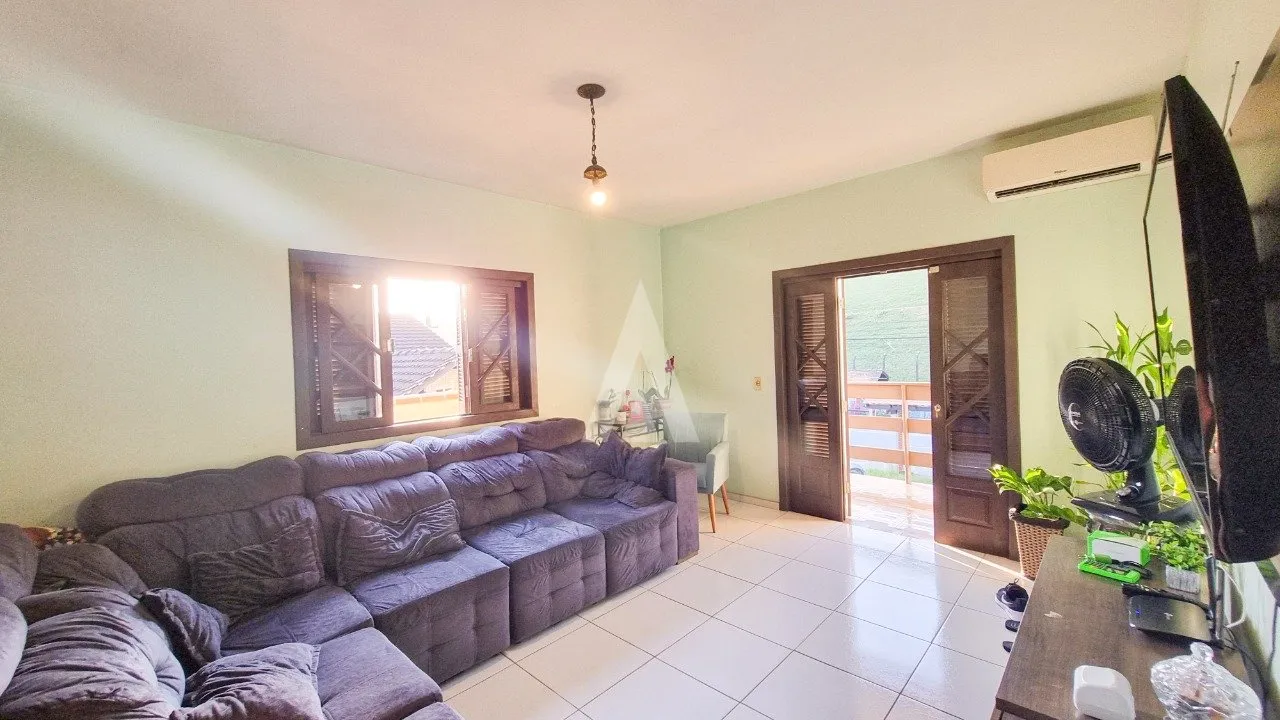 Casa comercial à venda no bairro Anita Garibaldi em Joinville-SC por R$1.300.000,00. — foto 4