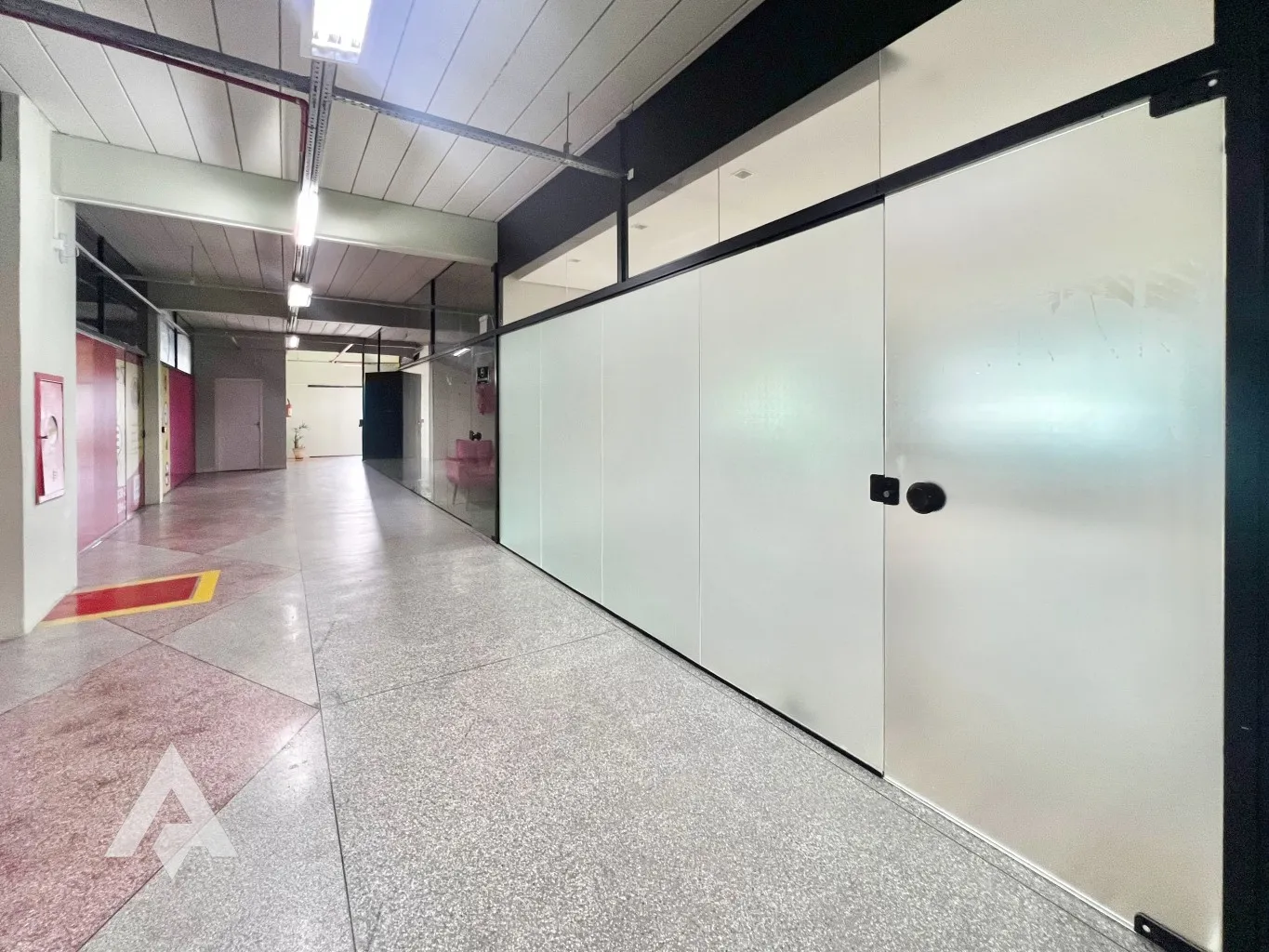 Sala comercial 36 m para locação por R$2.200,00 - Bairro Itoupava Central- Blumenau/SC — foto 5