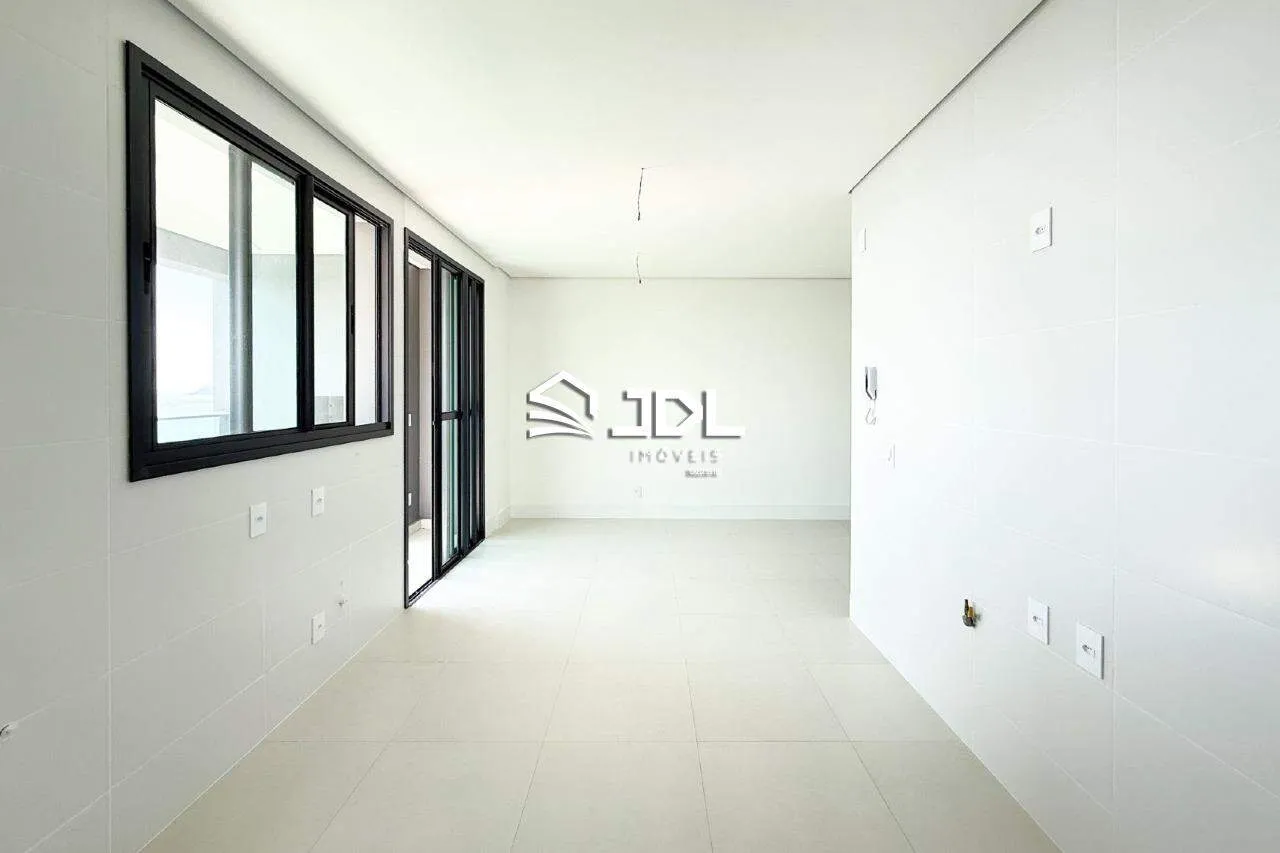 Apartamento à venda no bairro Praia de Armação do Itapocorói — foto 5