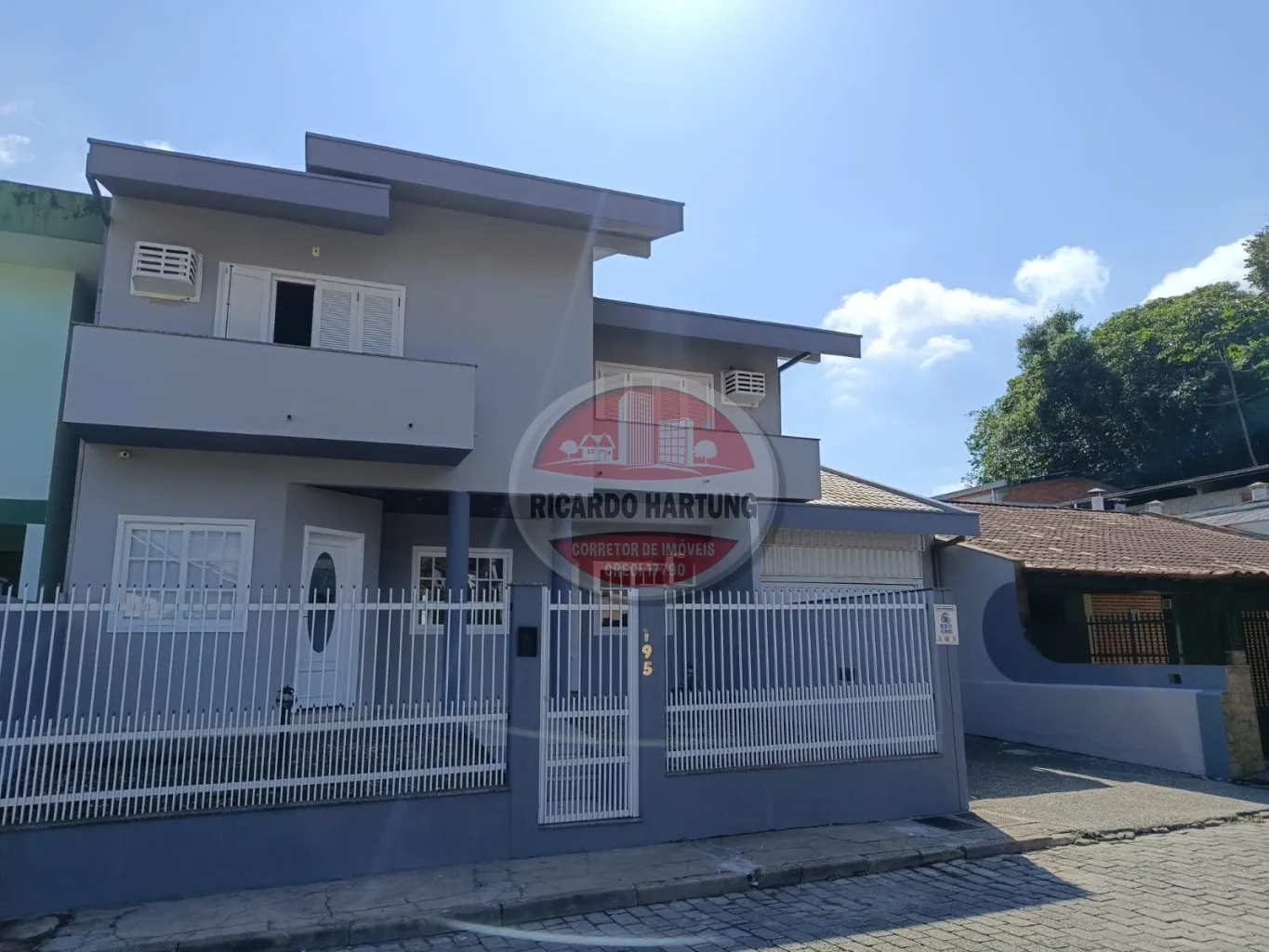 Excelente casa de alvenaria com área de festas e piscina - foto 1