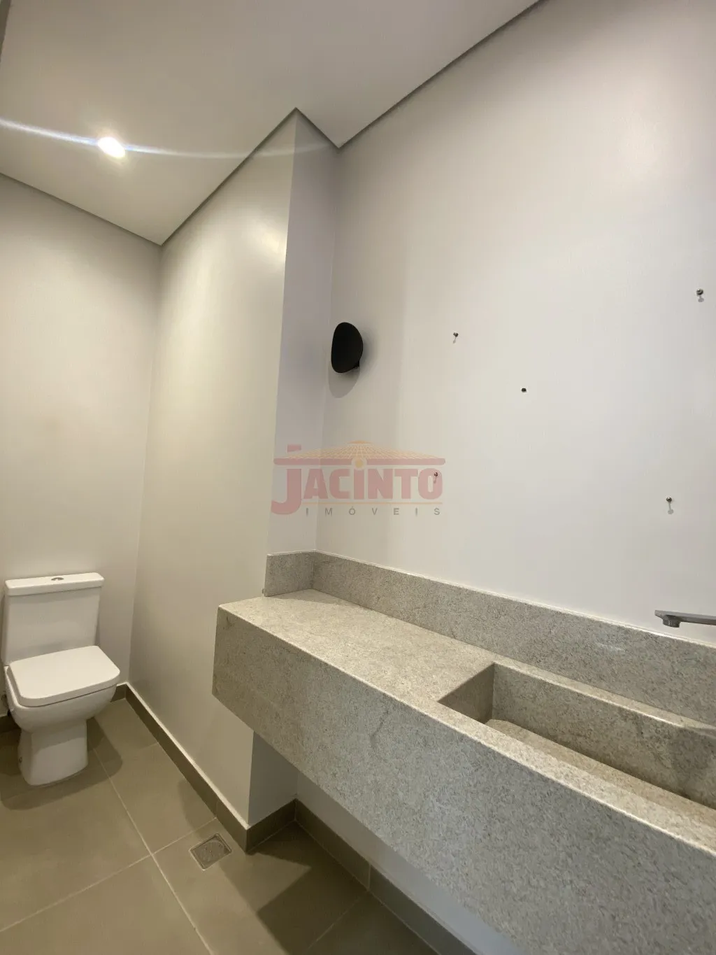 Sala comercial com aproximadamente 650 m em Gaspar, Bairro Poço Grande. — foto 6