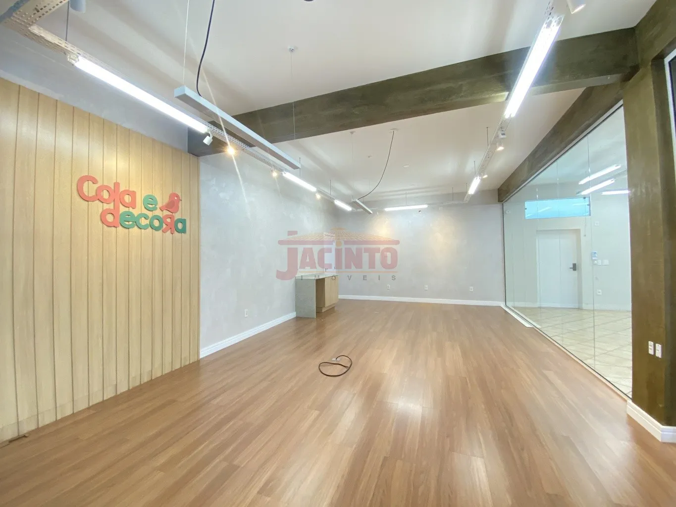 Sala comercial com aproximadamente 650 m em Gaspar, Bairro Poço Grande. — foto 7
