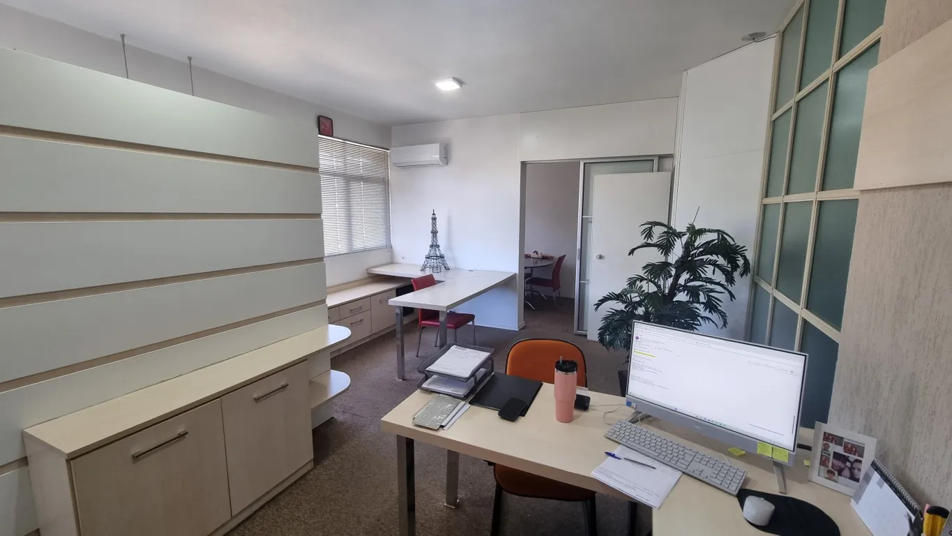 Sala Comercial no Centro de Blumenau - Localização Estratégica e Excelente Custo-Benefício! — foto 4