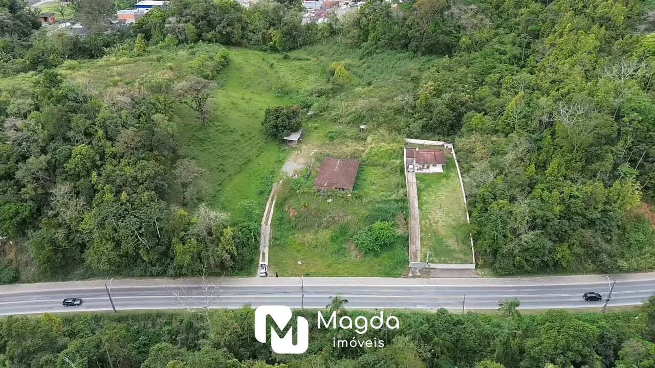 Excelente oportunidade de investimento! Casa com terreno 3.375 mt - foto 1