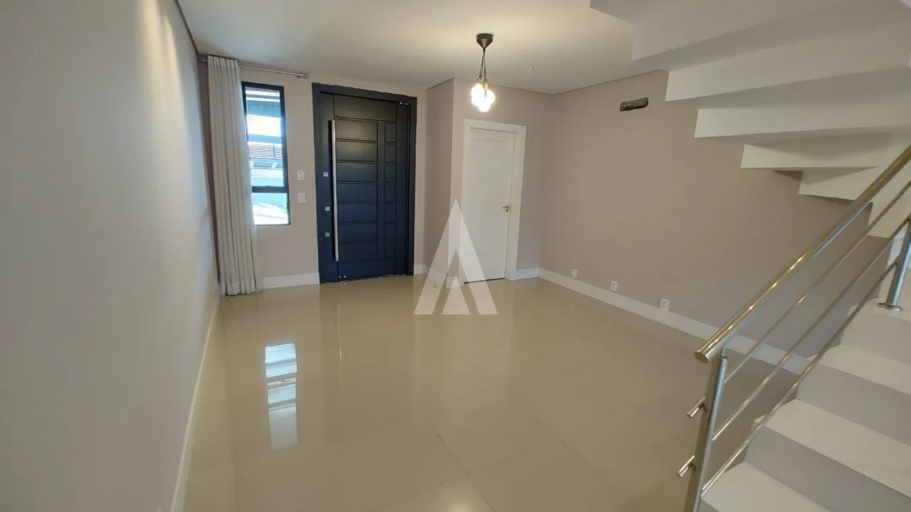 Sobrado geminado com 1 suíte e mais 2 quartos no bairro Itaum em Joinvilleà venda de R$610.000,00 por R$ 590.000,00 — foto 4