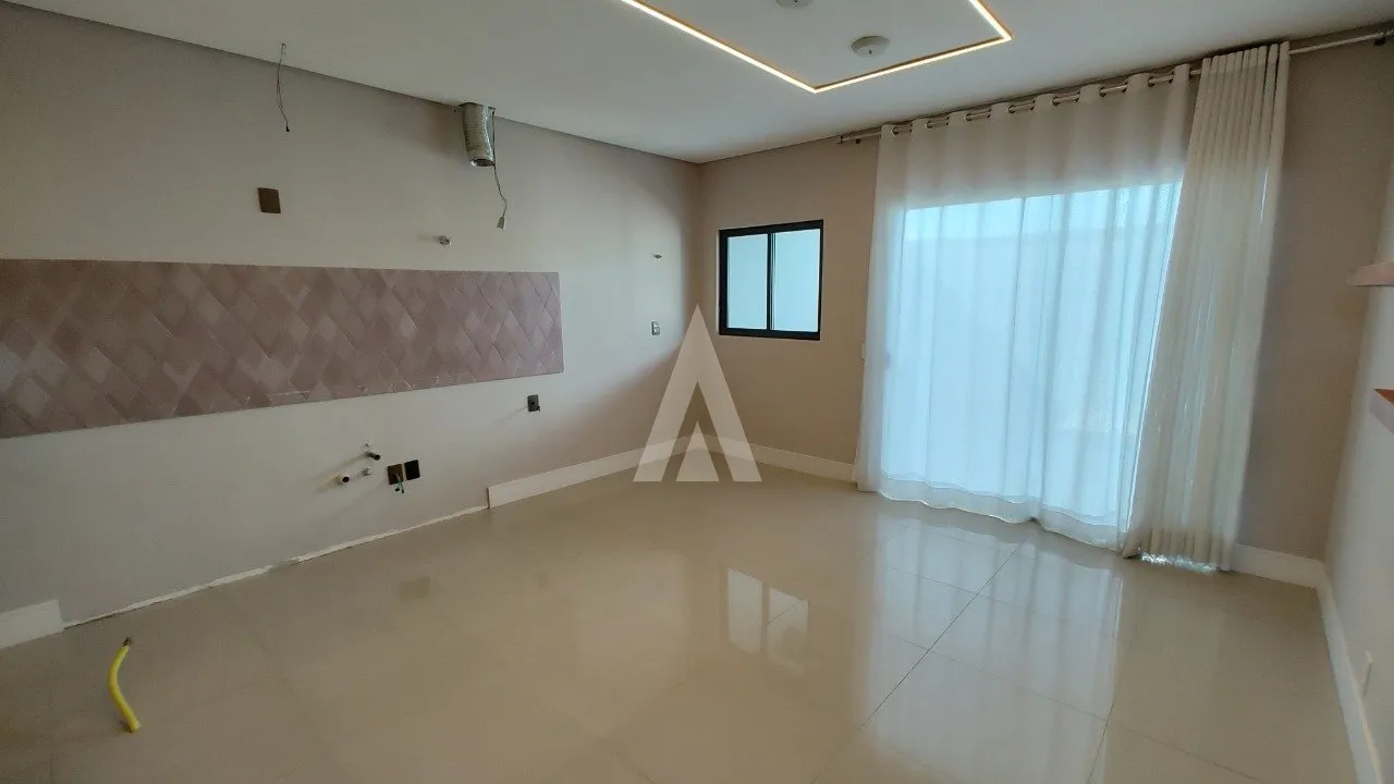 Sobrado geminado com 1 suíte e mais 2 quartos no bairro Itaum em Joinvilleà venda de R$610.000,00 por R$ 590.000,00 — foto 5