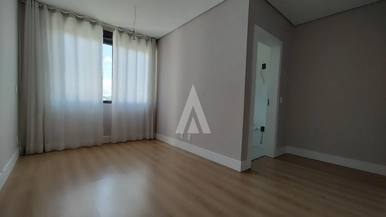 Sobrado geminado com 1 suíte e mais 2 quartos no bairro Itaum em Joinvilleà venda de R$610.000,00 por R$ 590.000,00 — foto 6