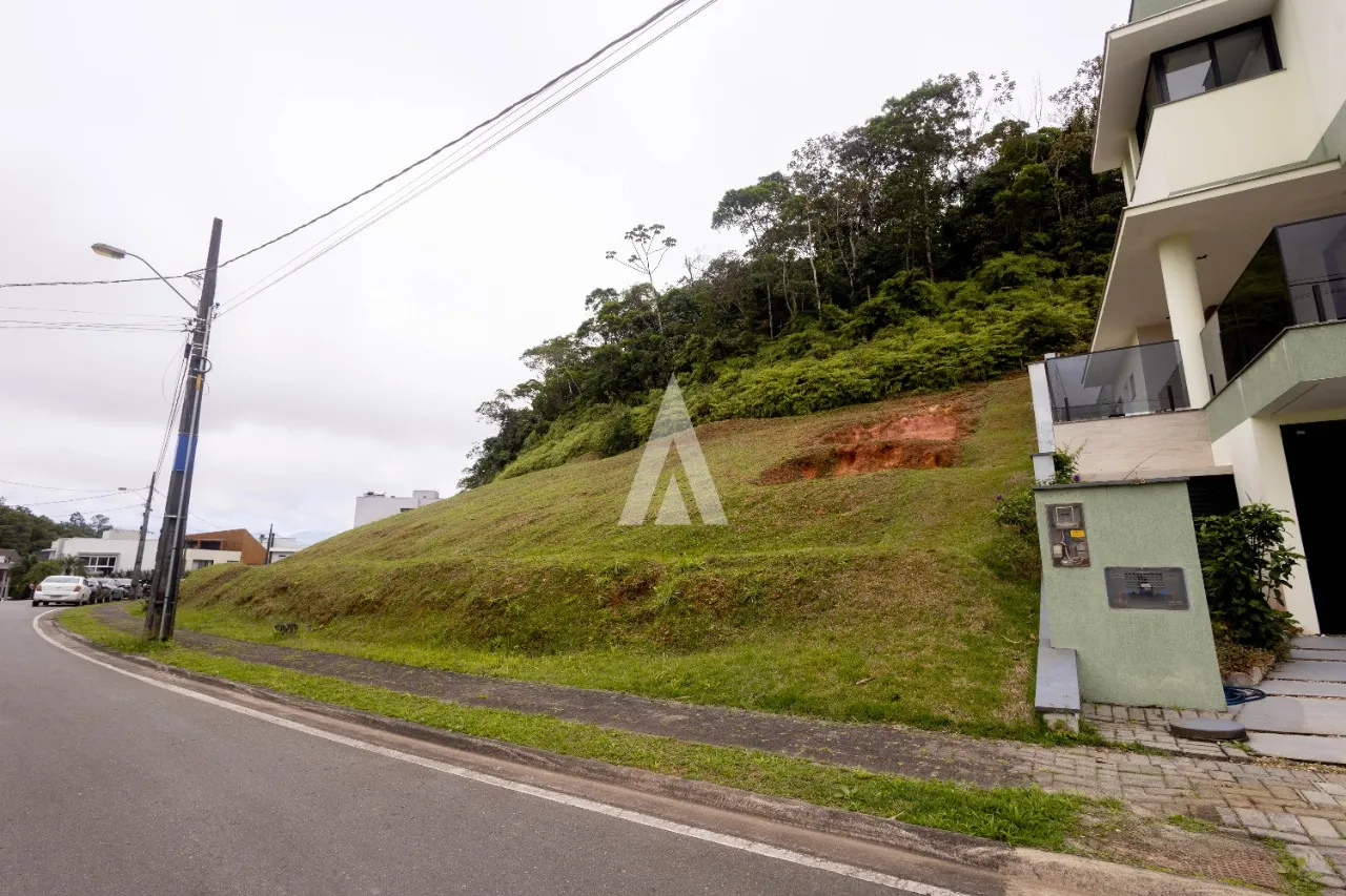 Terreno à venda no bairro Vila Nova em Joinville-SC por R$600.000,00. — foto 4