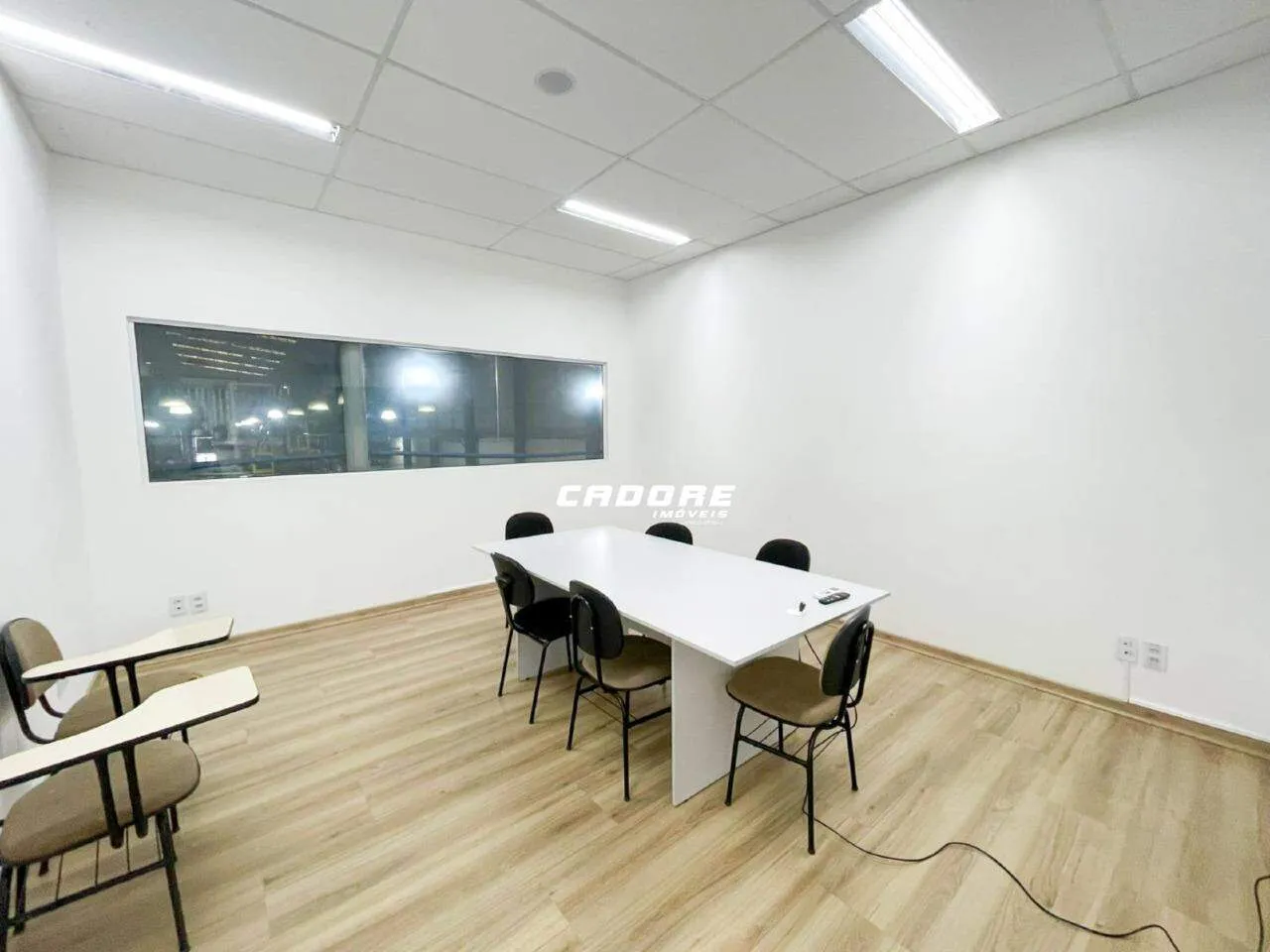 Excelente Galpão com aproximadamente 3.000m para locação no bairro Badenfurt I Cadore Imóveis — foto 7