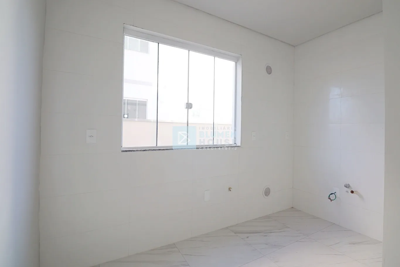 Apartamento no bairro Carijós, Indaial! — foto 4