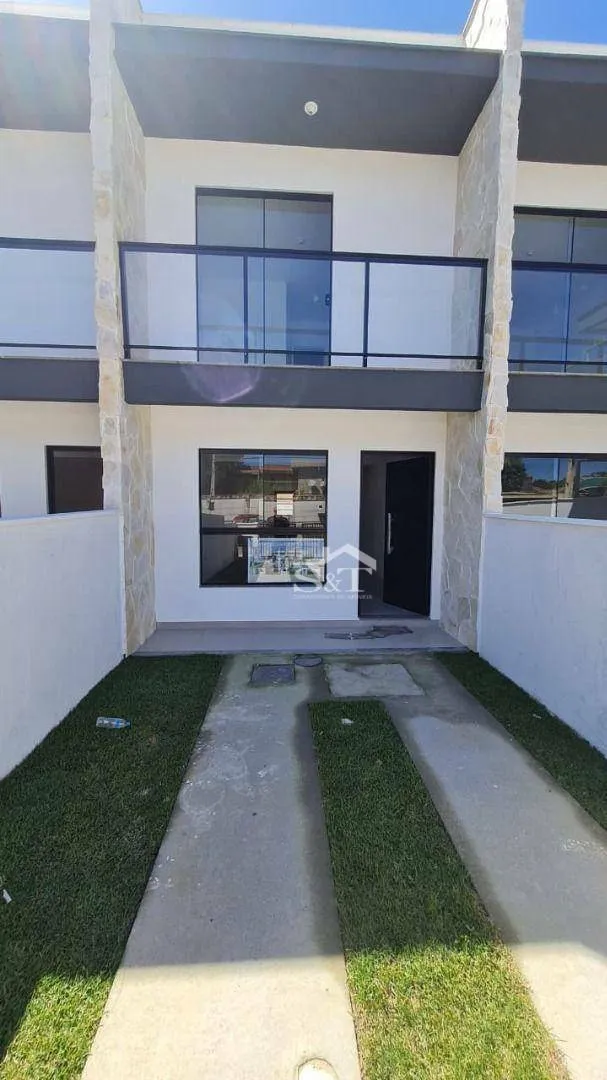 Sobrado com 2 dormitórios, aceita financiamento bancário, no Rio Vermelho! - foto 1