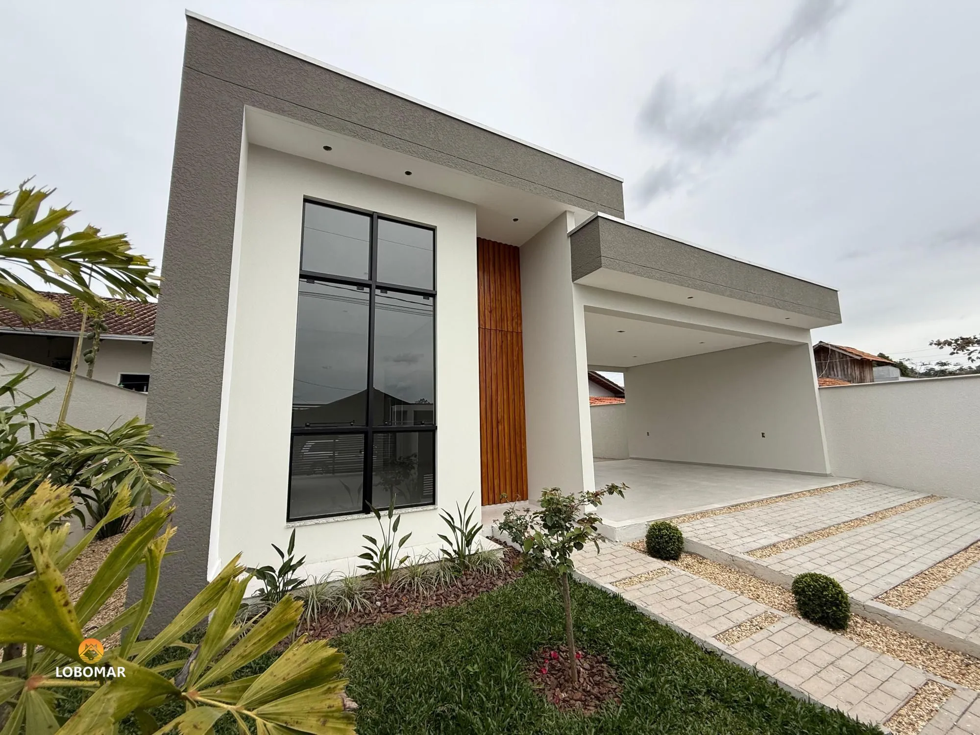 Casa sozinha no terreno, com 3 dormitórios -Itajuba, Barra Velha-SC. - foto 1